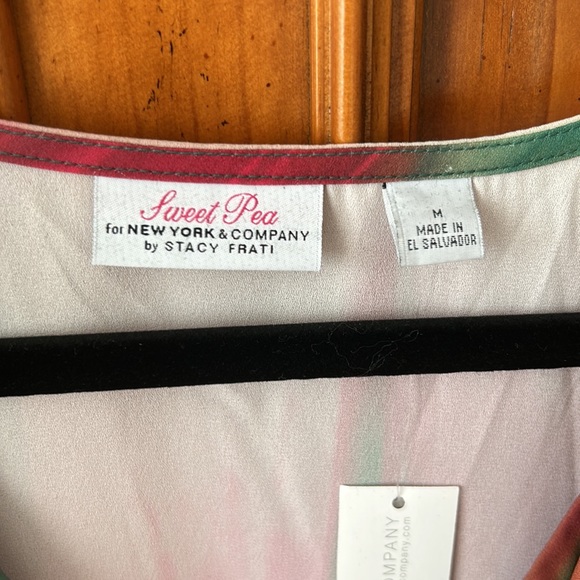 Beautiful tie dye top - Picture 4 of 7